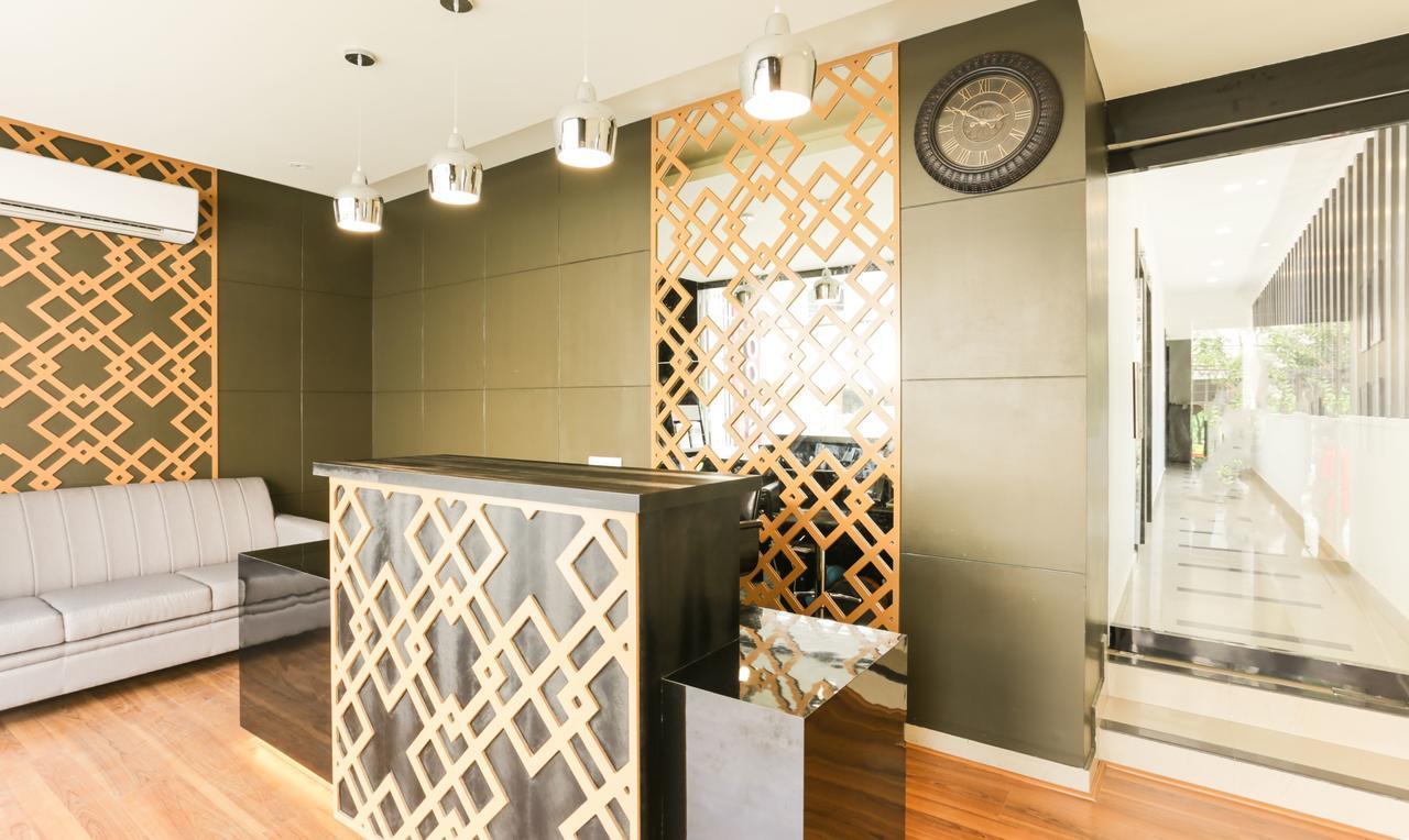 Hotel Qube Kochi Kültér fotó