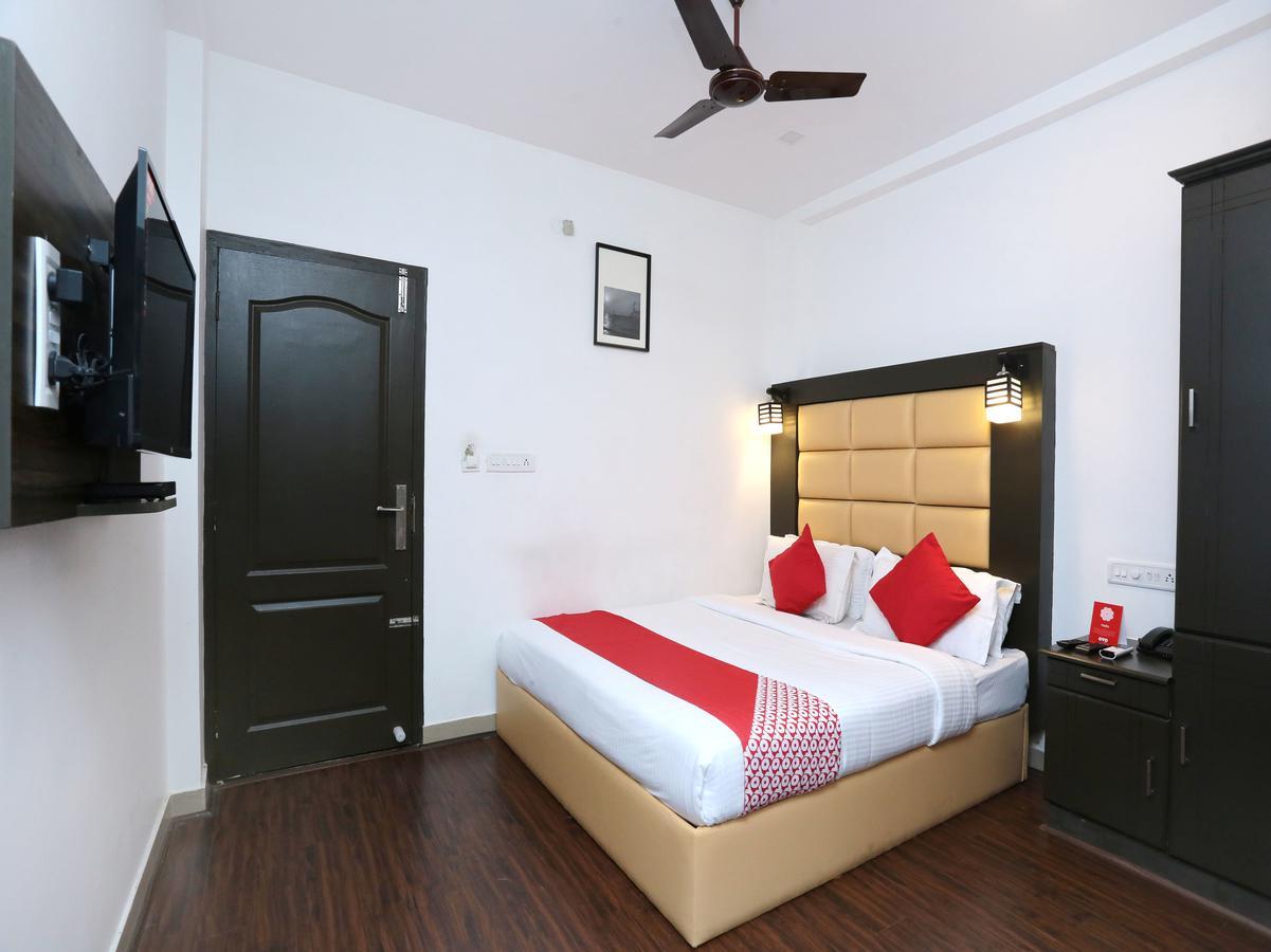 Hotel Qube Kochi Kültér fotó