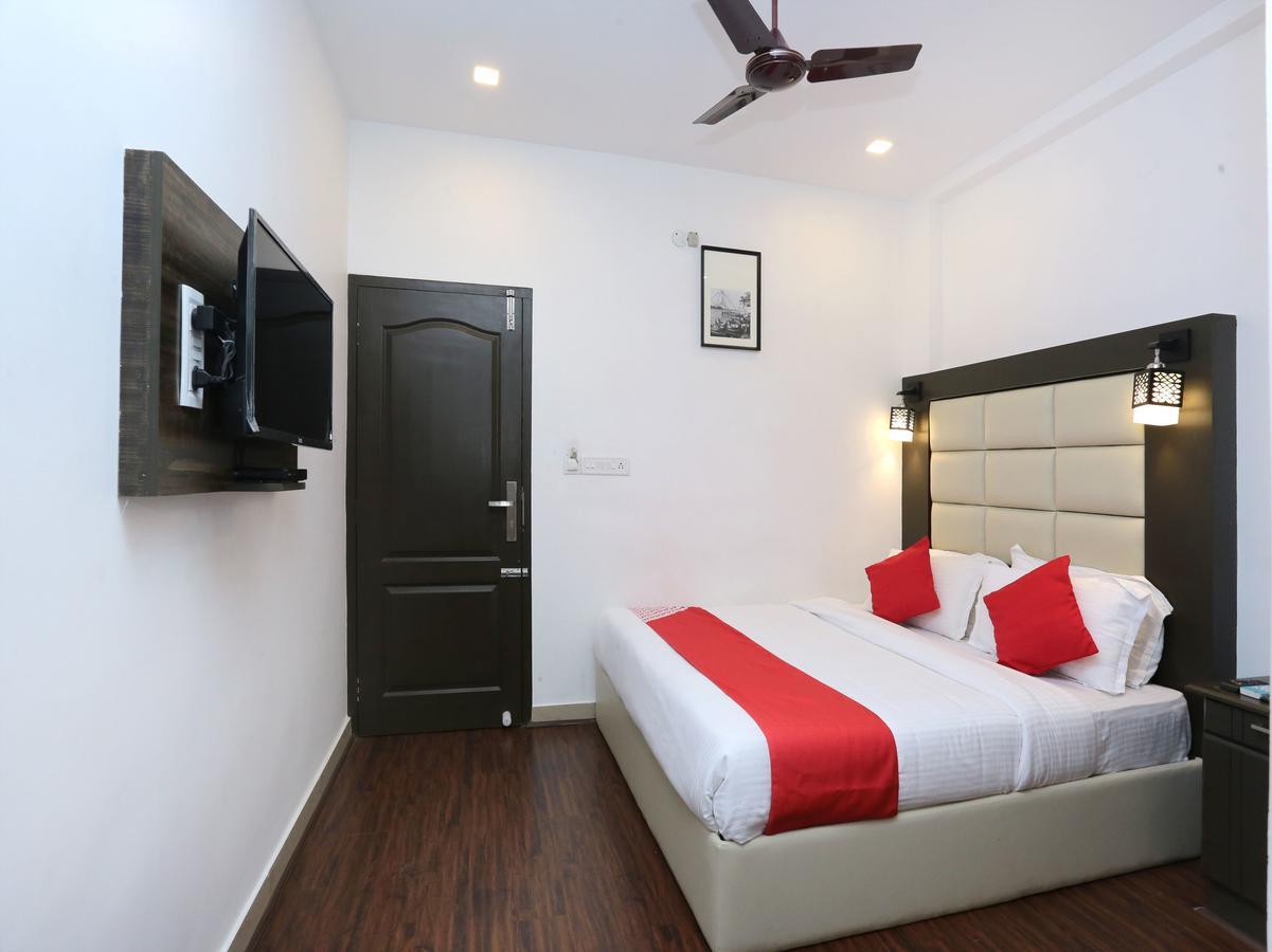 Hotel Qube Kochi Kültér fotó